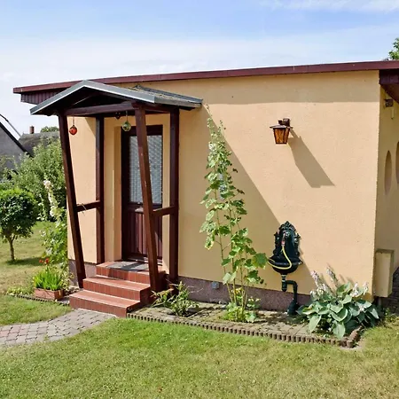 Ferienhaus Mit Garten Und Pavillion